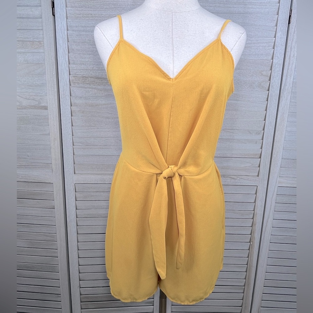 GUESS- Sleeveless Romper Adjustable Cami Straps Tied Front Mustard Yellow-Medium